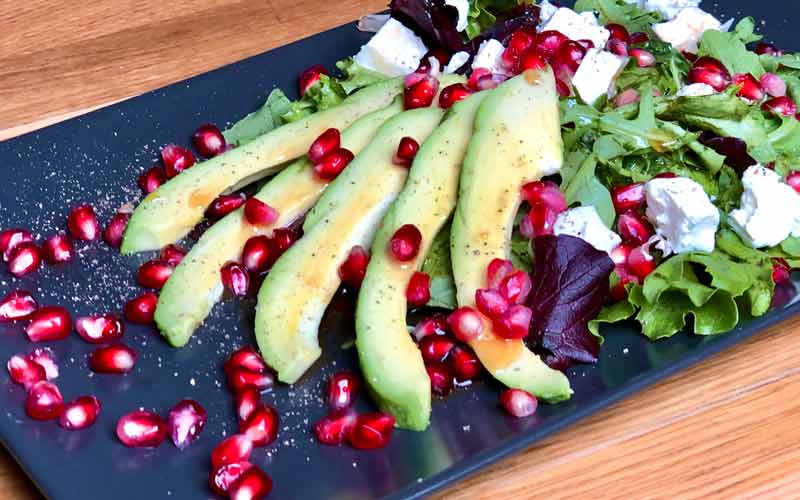 Avocado-Granatapfel Salat