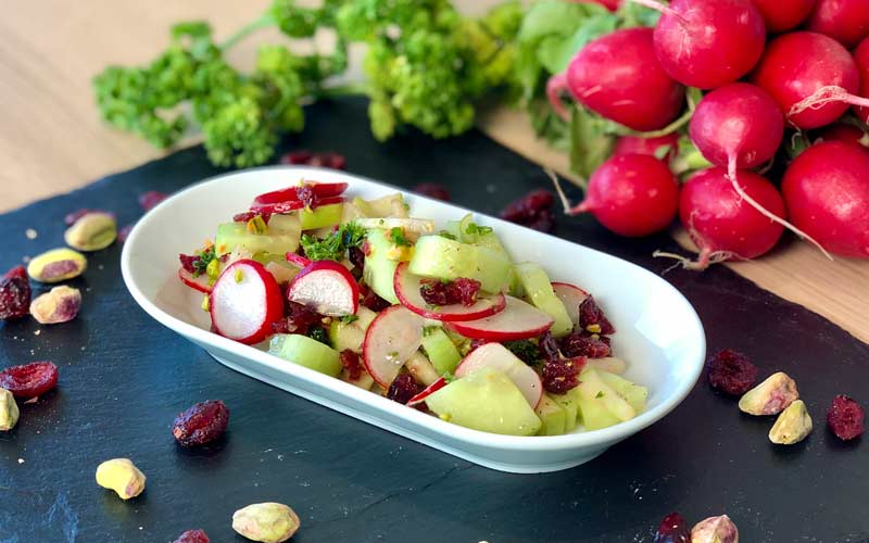 Radieschen-Gurken Salatrezept
