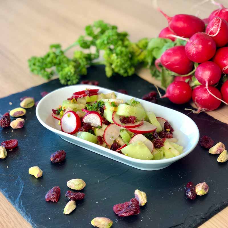 Radieschen-Gurken Salatrezept - Nahaufnahme