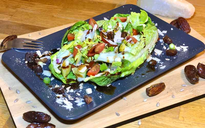 Saladbowl mit gerösteten Datteln - Salatrezept