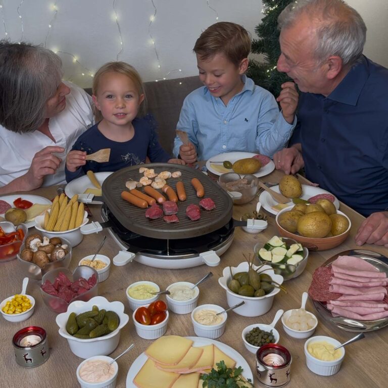 Raclette und Fondue Dips mit Familie